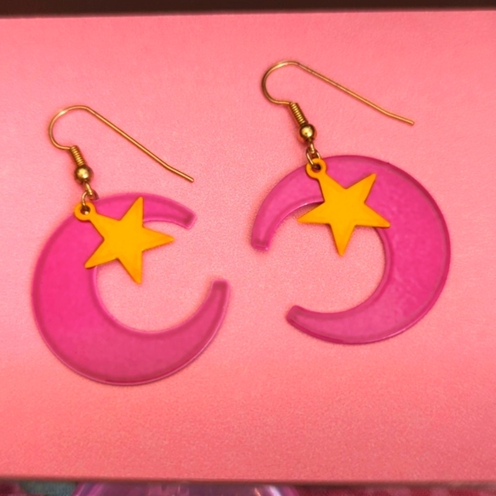 💛 Vintage Boho Enamel Moon and Star Drop Earrings Goldtone hoops